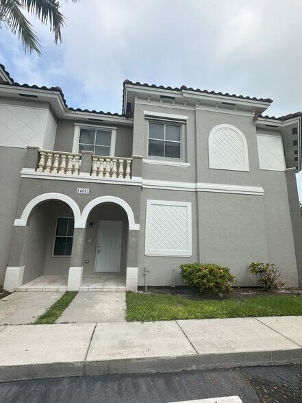 Building Photo - 14051 SW 49th St