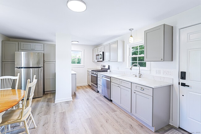 Building Photo - 169 Brayman Hollow Rd