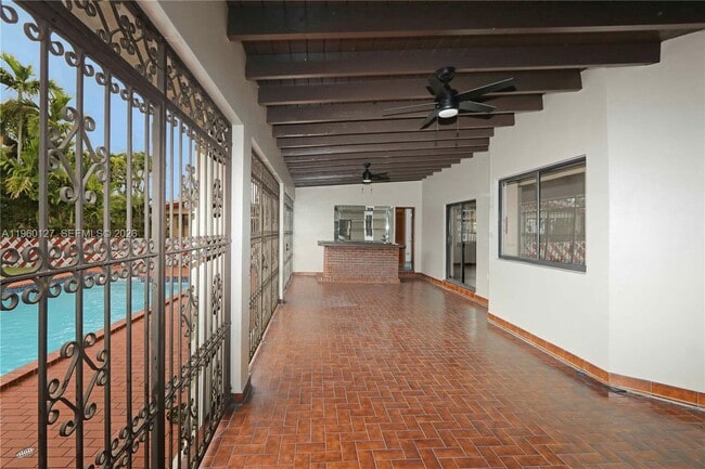 Building Photo - 2220 SW 90th Ave