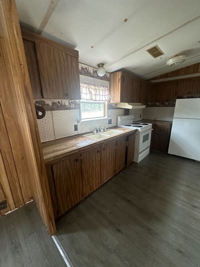 Building Photo - Available Soon! Apply Now! Rent this 2 bedroom, 2 bathroom home in Aiken!