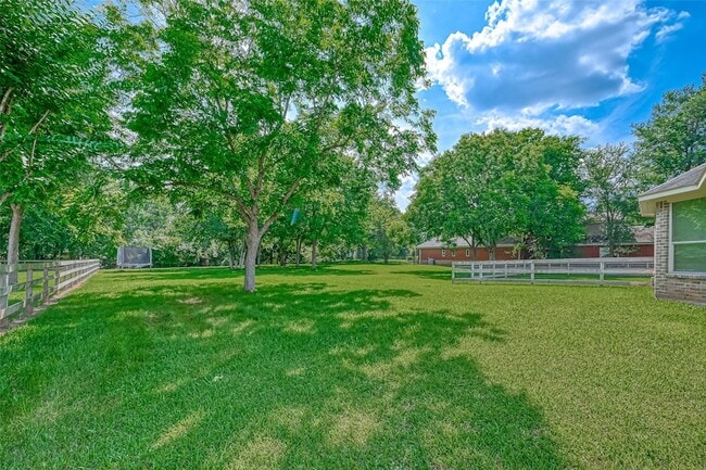 Building Photo - 32515 Westminster Dr