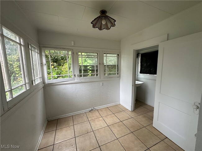 Building Photo - 175 Brookline Ave