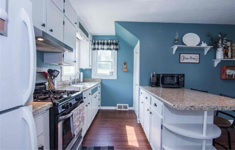 Building Photo - 233 N Main St