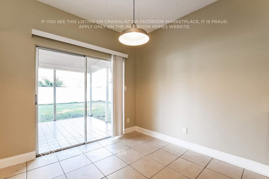 Building Photo - 1074 Windsong Cir