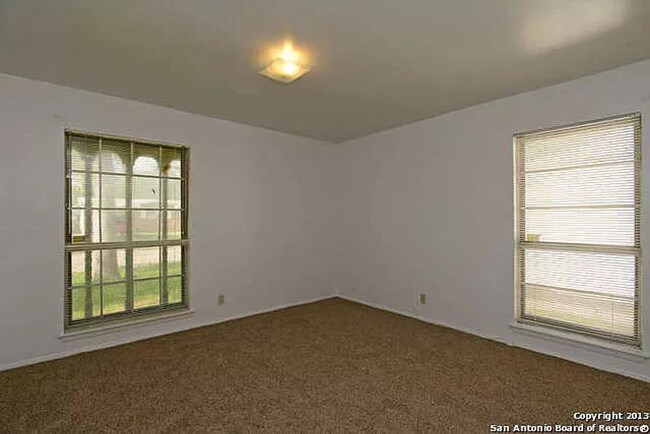 Building Photo - 3 BR/2BA | Newly Renovated Single Family Home | 1-Car Covered Parking | Gated backyard