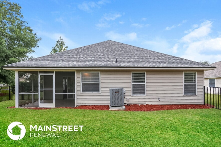 Building Photo - 96040 Piedmont Dr