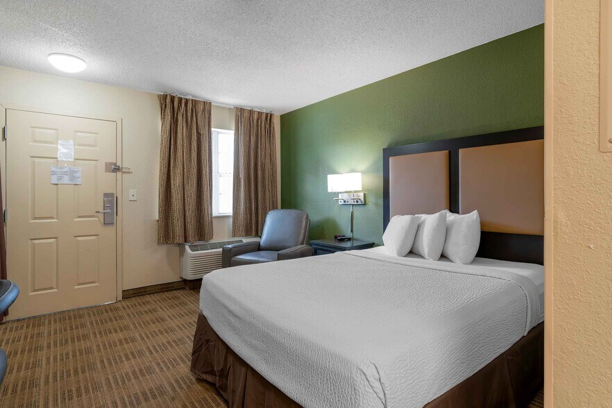 Building Photo - Furnished Studio-Louisville - Dutchman