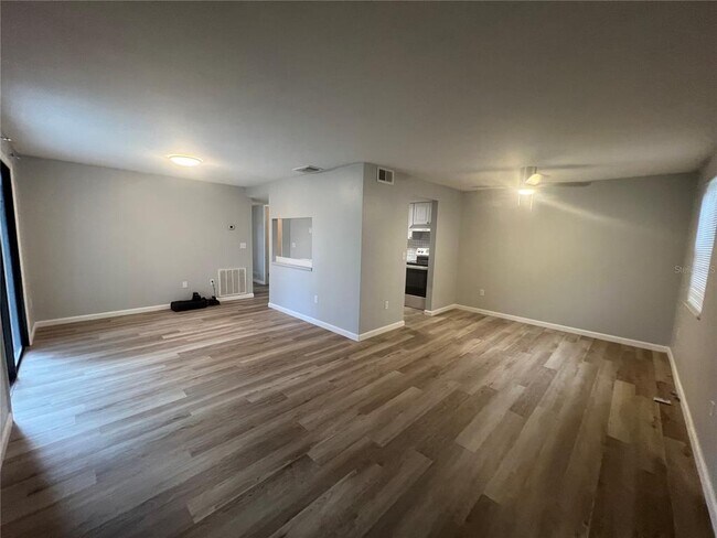 Building Photo - 4022 Beaver Ln
