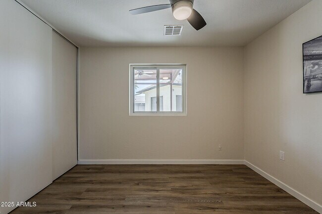 Building Photo - 8215 E Cypress St