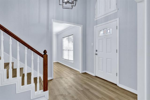 Building Photo - 2505 Classic Ct W