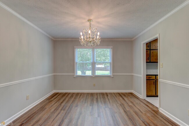 Building Photo - 180 Fairfield Cir