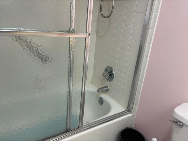 Building Photo - 4602 Martinique Way