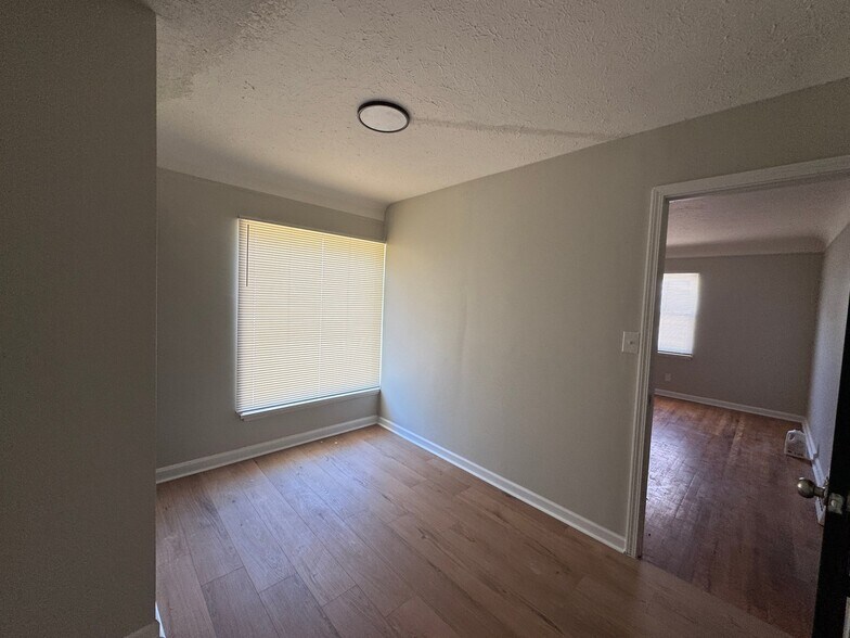 Building Photo - 21570 Priday Ave