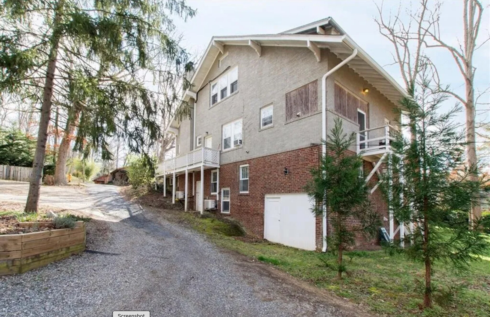 Building Photo - 55 Westover Dr