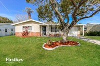 Building Photo - 4125 Woodsville Dr