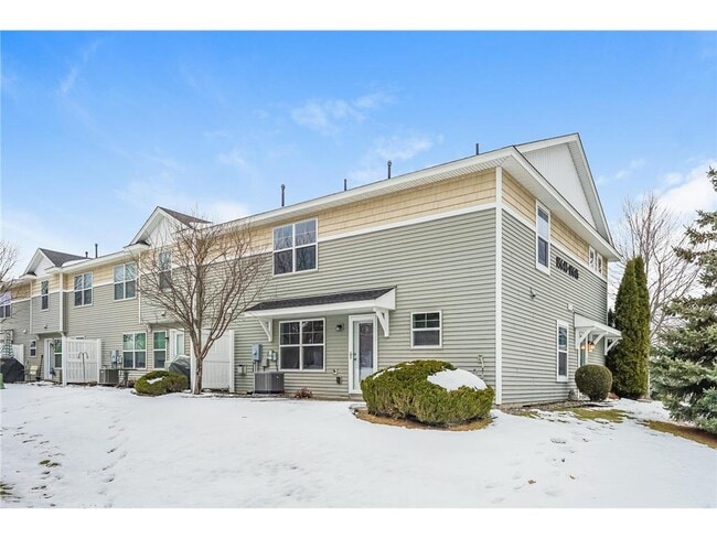 Building Photo - 15640 60th Ave N