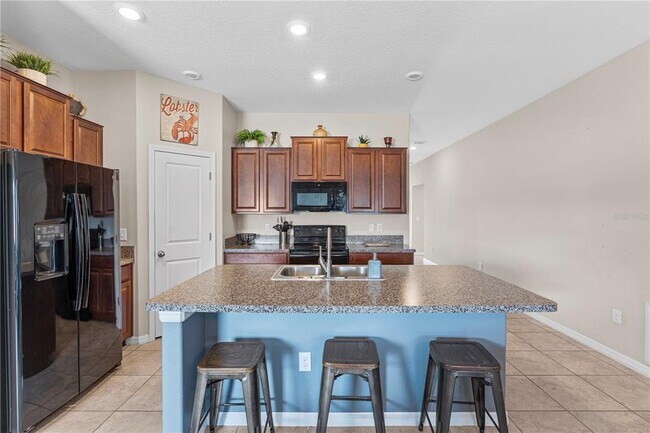 Building Photo - 17110 White Mangrove Dr