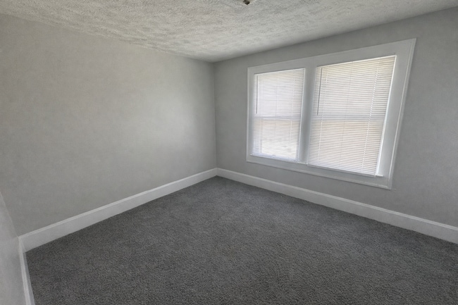 Building Photo - 21 N Colorado Ave