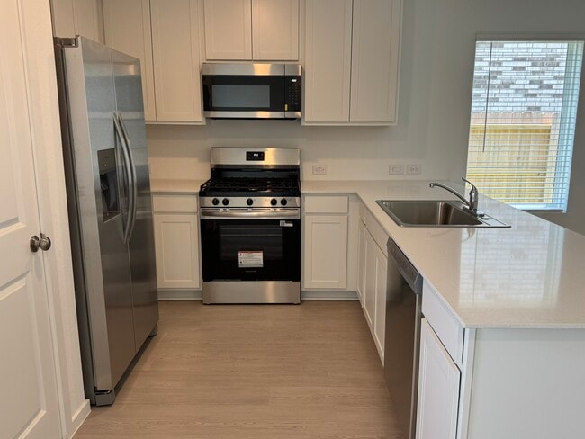 Building Photo - 31504 Casamari Dr