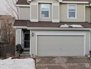 Building Photo - Charming 3 Bed 2 Bath Townhome for Rent in...