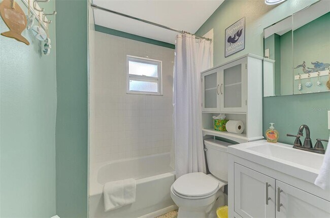 Building Photo - 4626 Gleason Ave