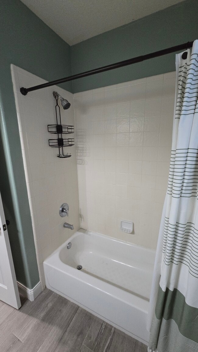 Building Photo - 15335 Riford Dr