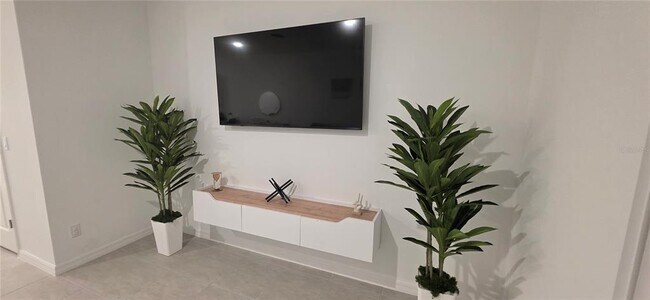 Building Photo - 16527 San Nicola Pl