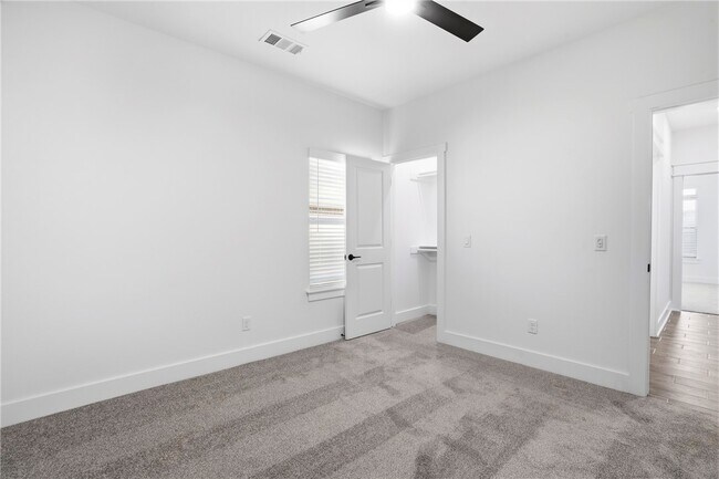 Building Photo - 87 N Banner Ave