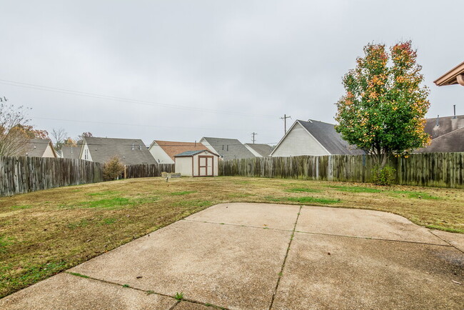 Building Photo - 9775 Misty Bay Cove