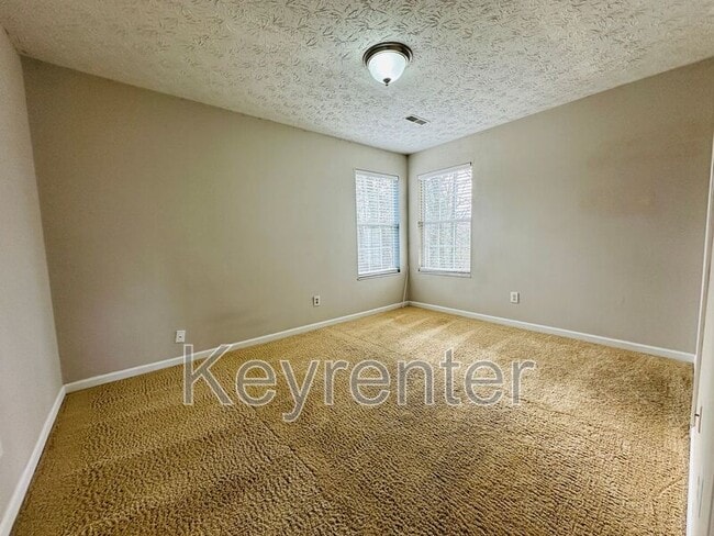 Building Photo - 12490 Daisywood Dr