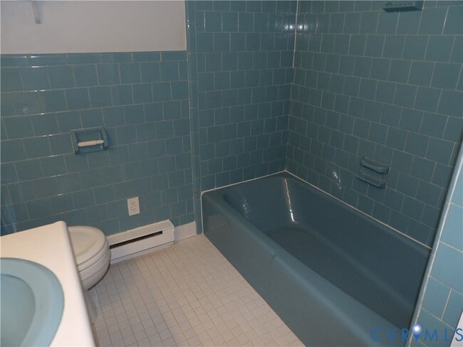 Building Photo - 3813 Johnson Rd