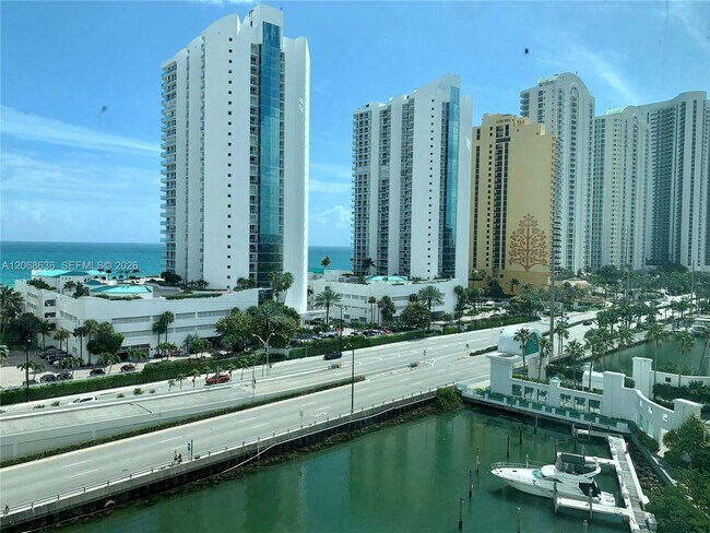 Building Photo - 150 Sunny Isles Blvd