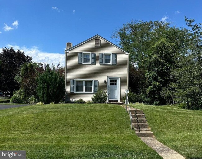 Building Photo - 217 Lyster Rd