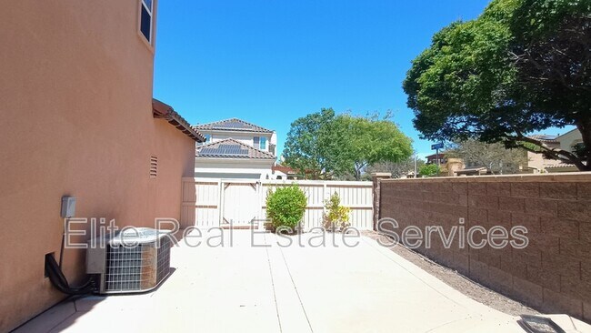 Building Photo - 1777 Oconnor Ave
