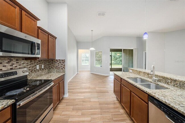 Building Photo - 12117 Streambed Dr
