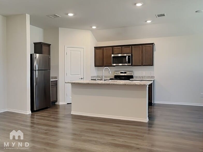 Building Photo - 3008 Aberdeen Dr