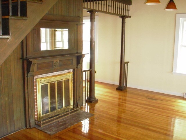 large living room and dining room - 101 Hampton Cir
