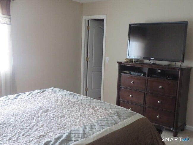 Building Photo - 68 Virginia Ave