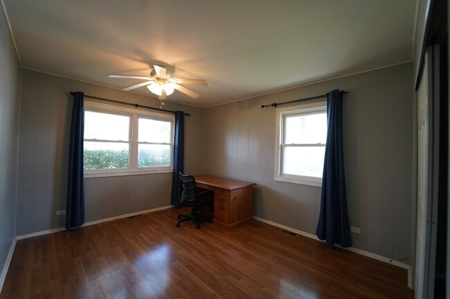 Building Photo - 807 Mansfield Ct