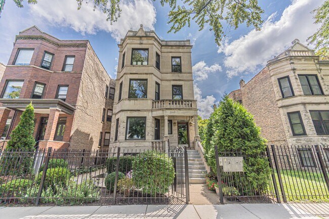 Building Photo - 3261 W Palmer St