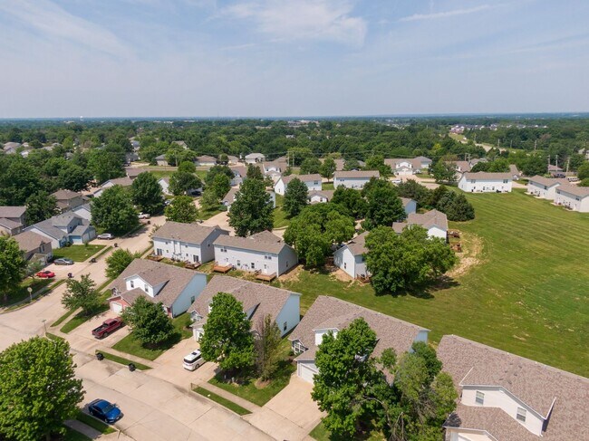 Building Photo - 3523-3525 Prescott Dr.