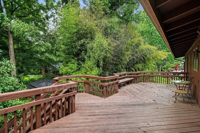 Building Photo - 8108 Timber Valley Ct