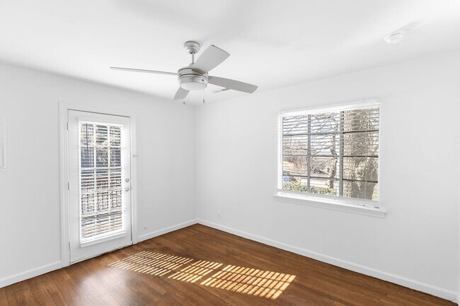 Building Photo - Gean Rise - 1 Bedroom / 1 Bathroom with Balcony/Porch