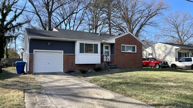 Building Photo - 329 Jacqueline Ave