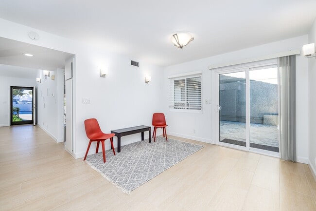 Building Photo - 29202 Heathercliff Rd