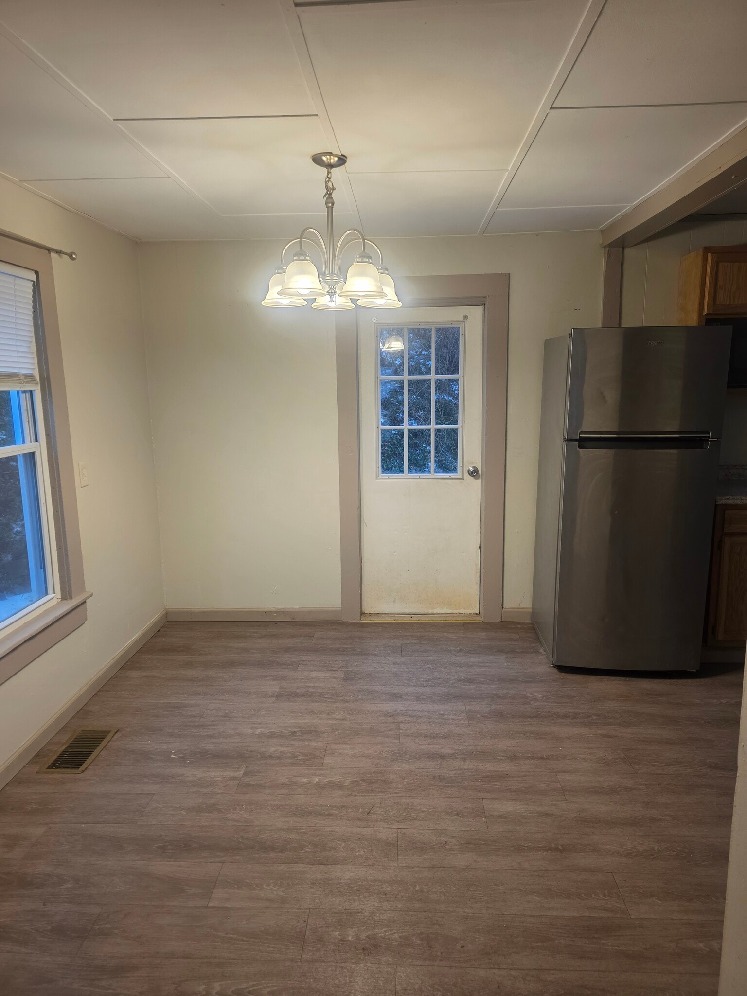 dining areq - 57 Ellsworth St