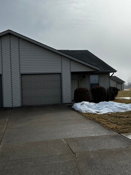 Building Photo - 1312 Tully Dr