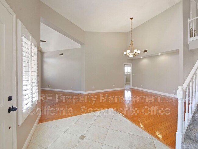 Building Photo - 8777 Cooperston Way