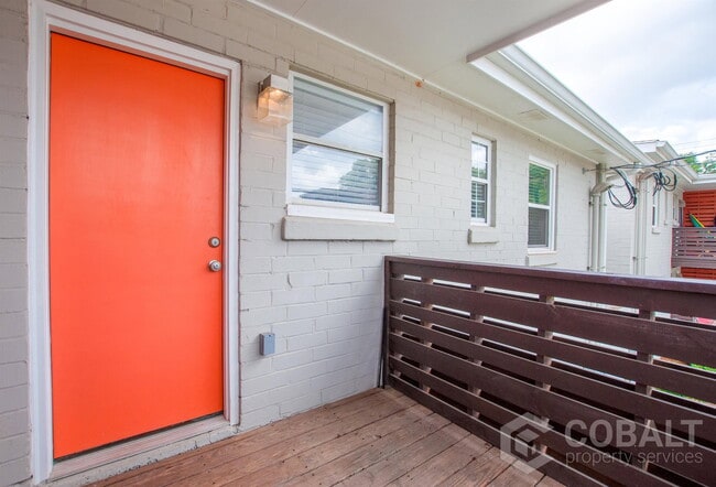 Building Photo - 271 Glen Iris Dr NE