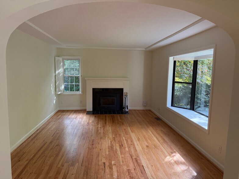 Living Room - 8516 SW 58th Ave